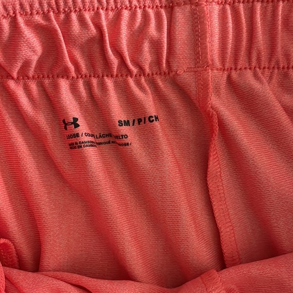 Under Armour shorts - Picture 5 of 5